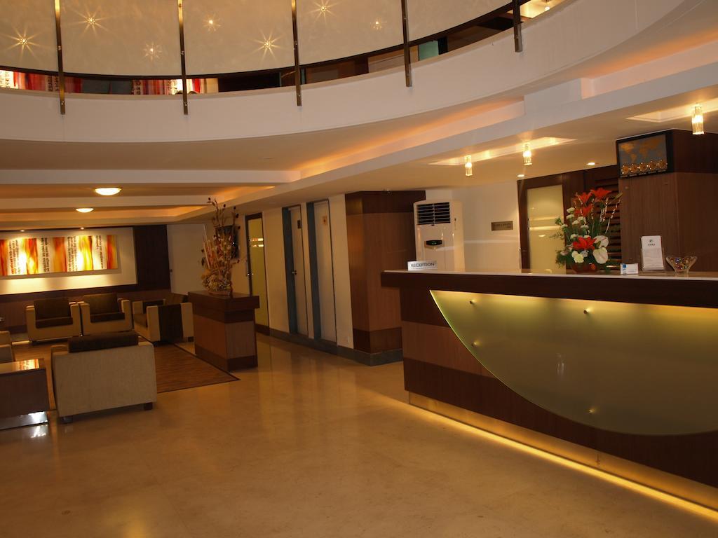 Kapila Business Hotel Poona Buitenkant foto